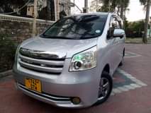 A picture of TOYOTA NOAH NEW