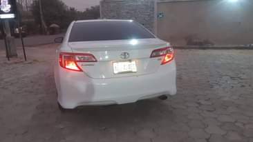 A picture of 2012 TOYOTA CAMRY SE