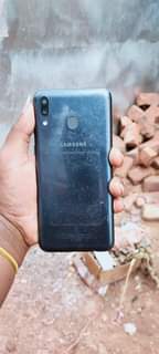 A picture of Samsung M20