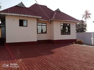 A picture of Inauwaza Bei milioni 75 IPO mbagara chamazi kwa mzala ndipo