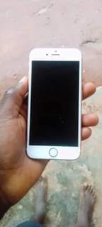 A picture of iPhone6s 16gb