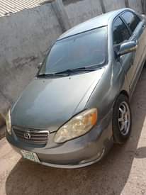 A picture of Toyota Corolla 04