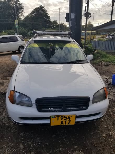 A picture of 0759212220 Gari kali haina kipengele chochote gari ni yangu mwenyewe