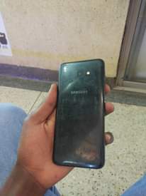 A picture of Samsung galaxy J4core