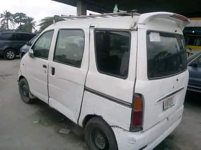 A picture of Hijet mini bus available Engine and gearbox works well Price