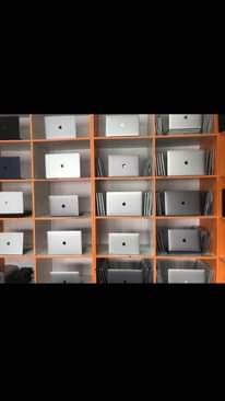 A picture of UK USED Mackbook 2012 500 8GB Only serious buyers needed