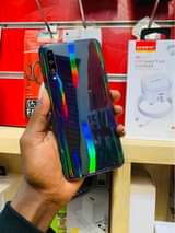 A picture of Samsung galaxy A50Exchange possible slightly used like new 128 GB