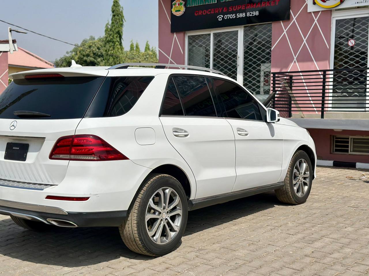 A picture of Toks Standard 2016 GLE 350