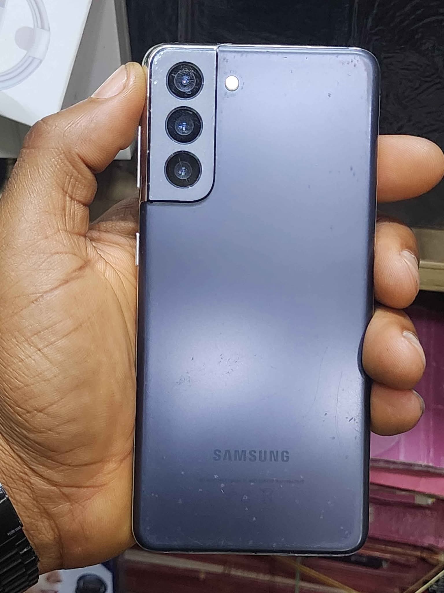 A picture of SAMSUNG GALAXY S21 5G 256GB