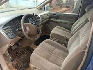 A picture of Toyota sienna