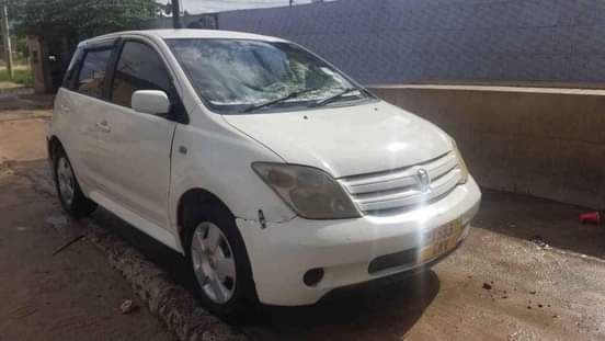 A picture of Toyota ist Kali Bei 6 3m call me 0658585495