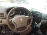 A picture of 2005 Toyota Sienna 05 model