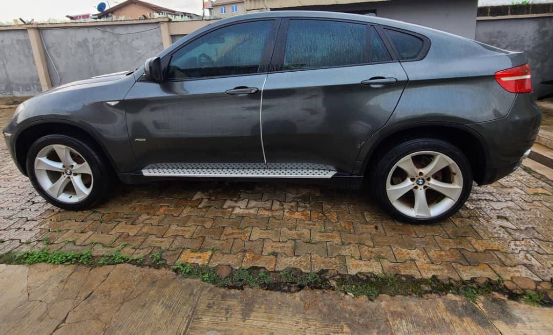 A picture of Unregistered SUV BMW X6