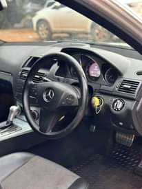 A picture of Mercedes Benz C200 SSD number