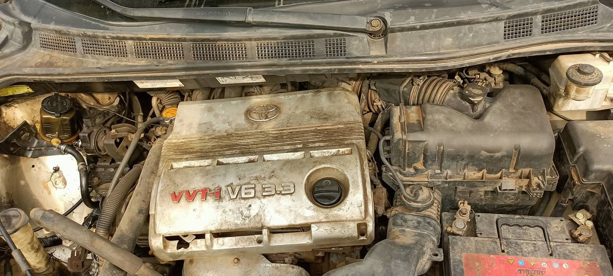 A picture of Toyota Sienna 05 06 xle nothing to fix everything is