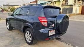 A picture of Toyota RAV4 2012 Limited Edition