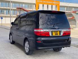A picture of TOYOTA ALPHAD