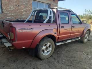 used nissan hardbody