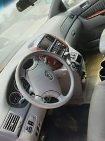 A picture of Direct Belgium 2005 Toyota Sienna XLE 2348149413440