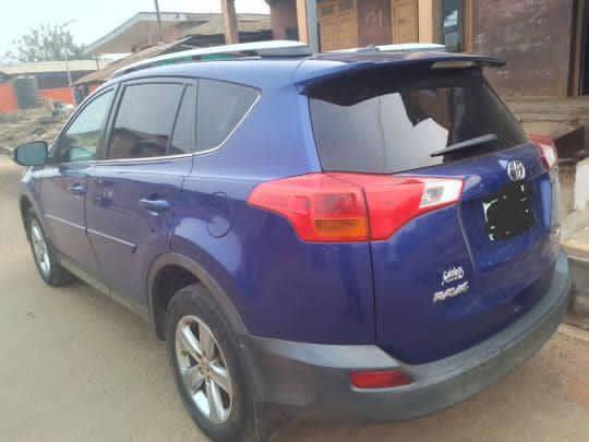 A picture of Toyota Rav4 2015