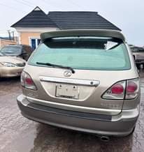 A picture of Lexus Rx300 08086526999