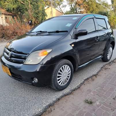 A picture of TOYOTA IST ON SALE