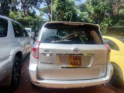 A picture of Toyota Vanguard UGX 36 000 000