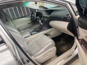 A picture of Registered Extraordinary super sharp 2011 LX Rx350 in pristine working