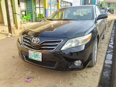 A picture of Ikezautosworldwide dealer deal Toyota camry 2008 Just creaked windscreen Everything