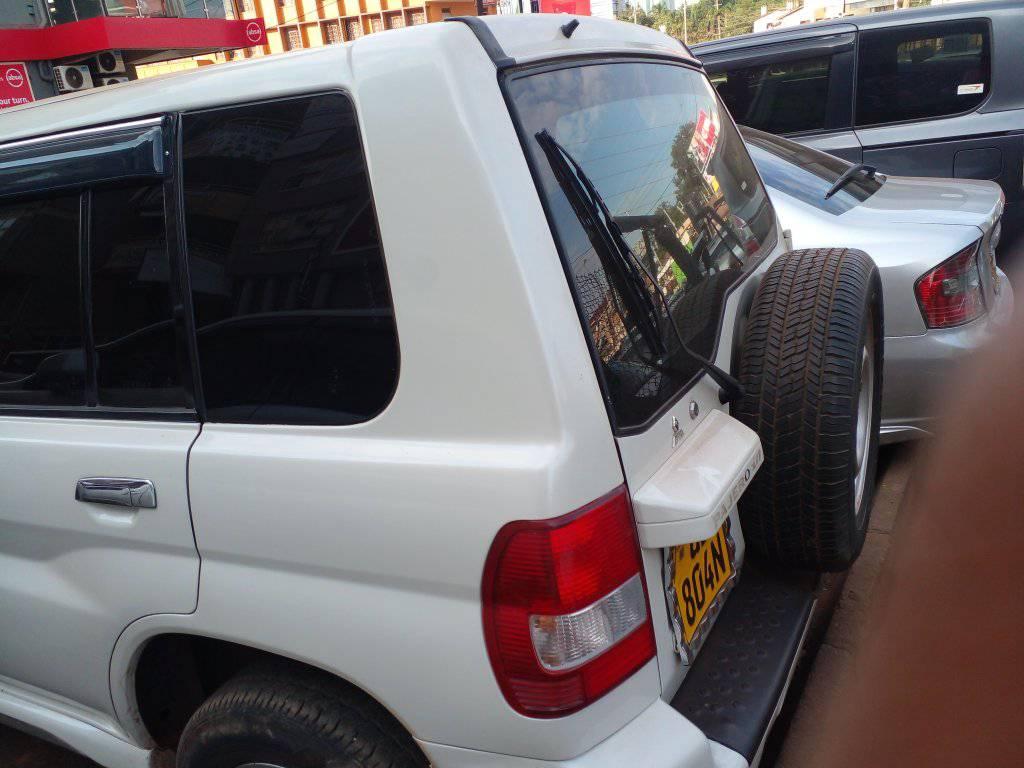 A picture of 2009 Pajero io Mitsubishi 2009 Great