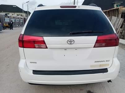 A picture of Registered Toyota sienna XLE 2005 model buy nd drive everything