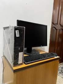 A picture of Hp desktop core i7