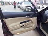 A picture of Honda Accord 012