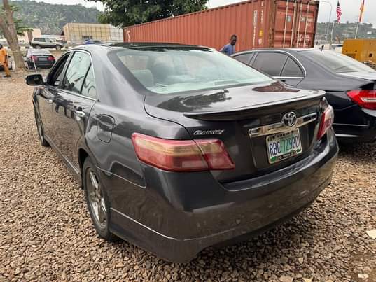 A picture of 2009 Toyota camry
