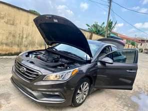 A picture of 2015 Hyundai Sonata Tokunbo 16m contact carlad enterprises on 09023762249