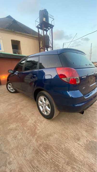 A picture of Neatly Used Toks standard 2004 Model Toyota Matrix