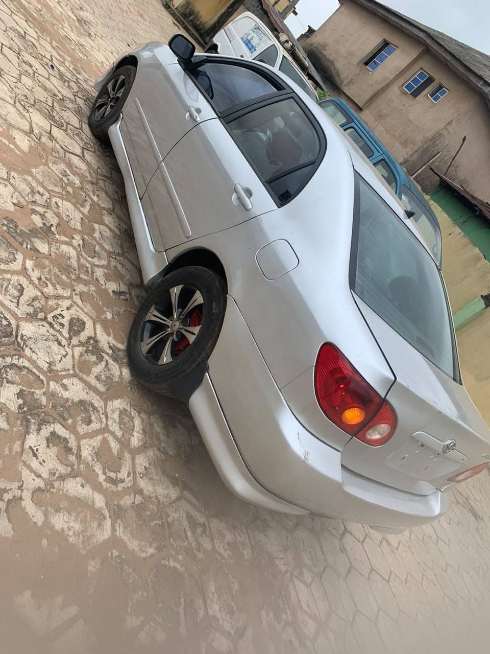A picture of Toyota Corolla 06