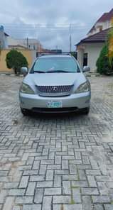 A picture of A YEAR USED RX330 2006 WITH TESLA SCREEN 07088832077
