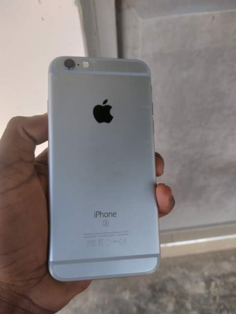 A picture of Iphone 6s