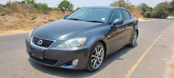 lexus is250