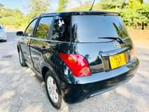 A picture of TOYOTA IST PRICE 7 9 Million Cc 1290 Year 2004