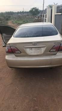 A picture of Lexus ES300