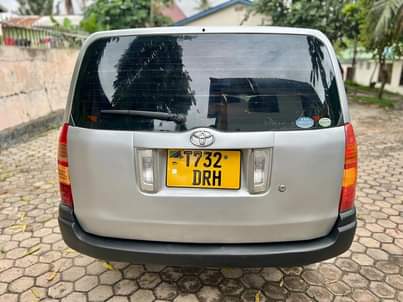 A picture of Probox milion 8 8 Ipo mwanza Automatic Engine safi 0784857610