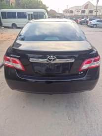 A picture of 2010 Toyota Camry very sound and cool engine