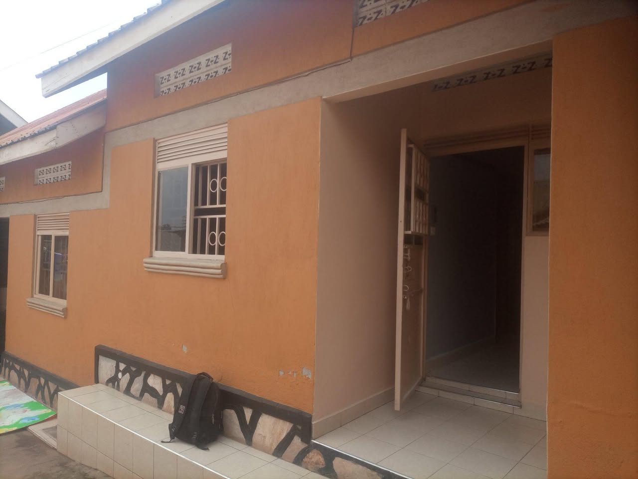 A picture of House for rent in bweyogerere kirinya at 300k
