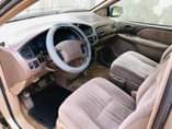 A picture of 2002 Toyota Sienna