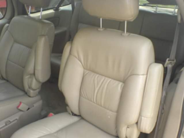 A picture of 2002 Toyota Sienna Ce Very Neat For Sale Seller Calling