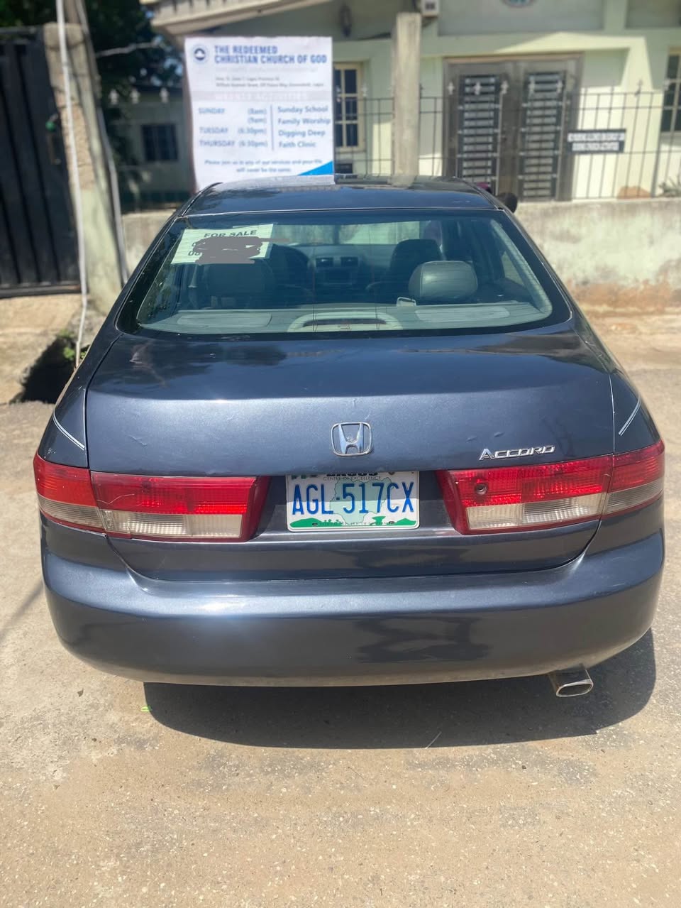 A picture of Honda Accord 04