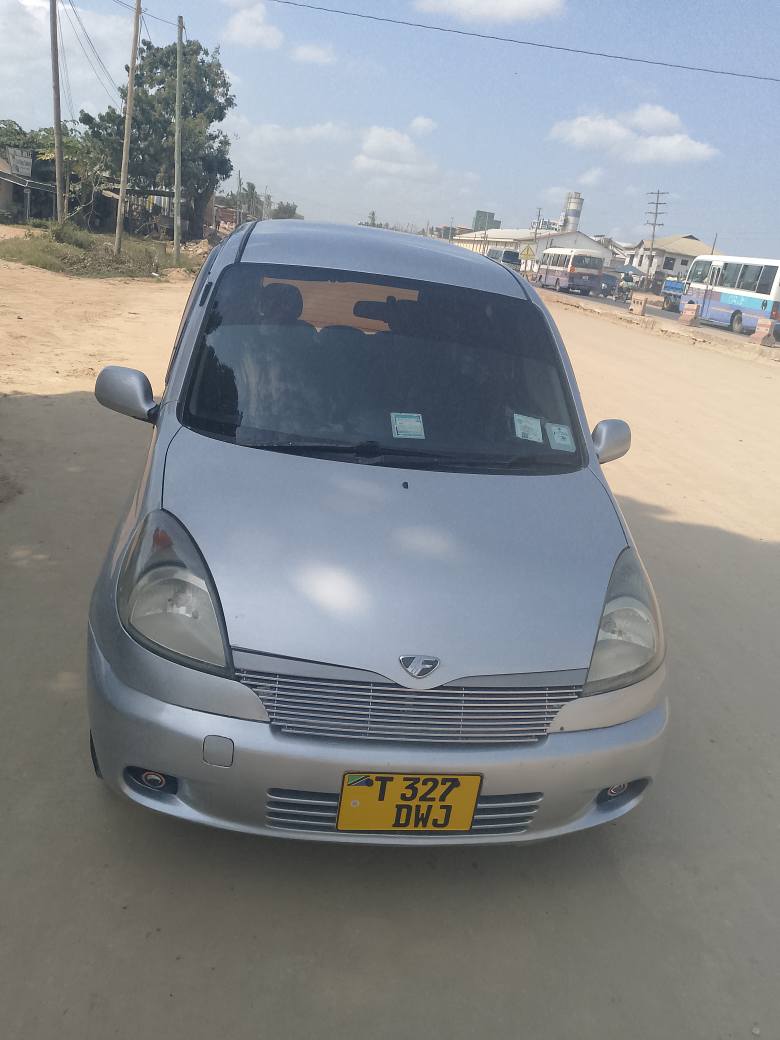 A picture of Toyota Fan Cargo kali