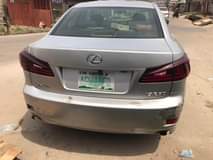 A picture of is250 2006